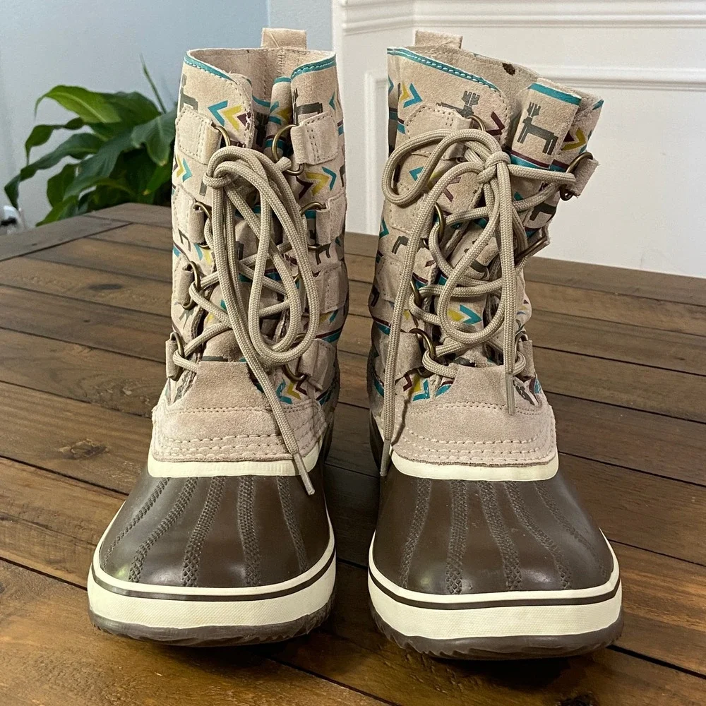 Sorel Winter Carnival limited edition Waterproof Boots Moose Print Tan Womens 10